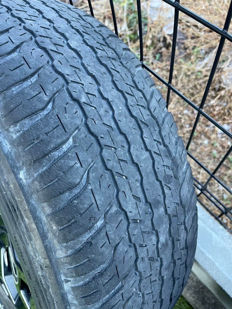 ハイラックス　ブラックラリーエディション　純正ホイールタイヤセット