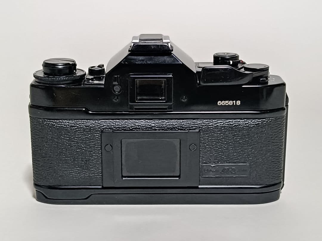 Canon A-1 ブラック 28mm f/2.8レンズ付き