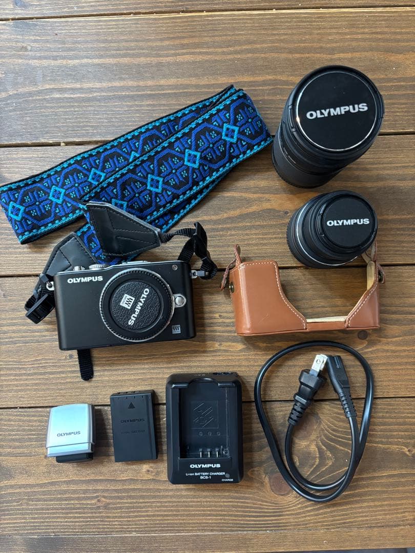 お値下げ　オリンパス E-P3本体 レンズ2本 フラッシュ 付属品