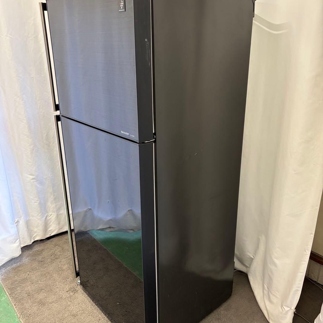 71　黒　冷蔵庫　SHARP　大型　500-600ℓ　右開き　安い　設置無料
