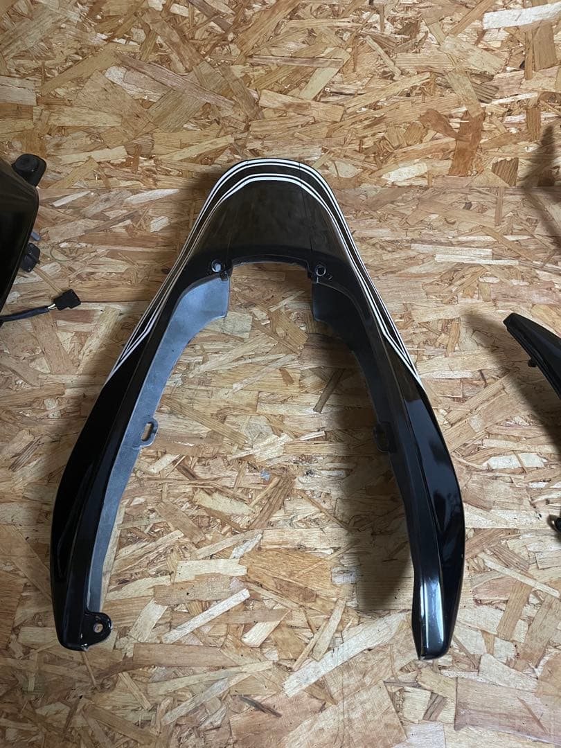 バリオス2 外装一式　タンク付属品無し