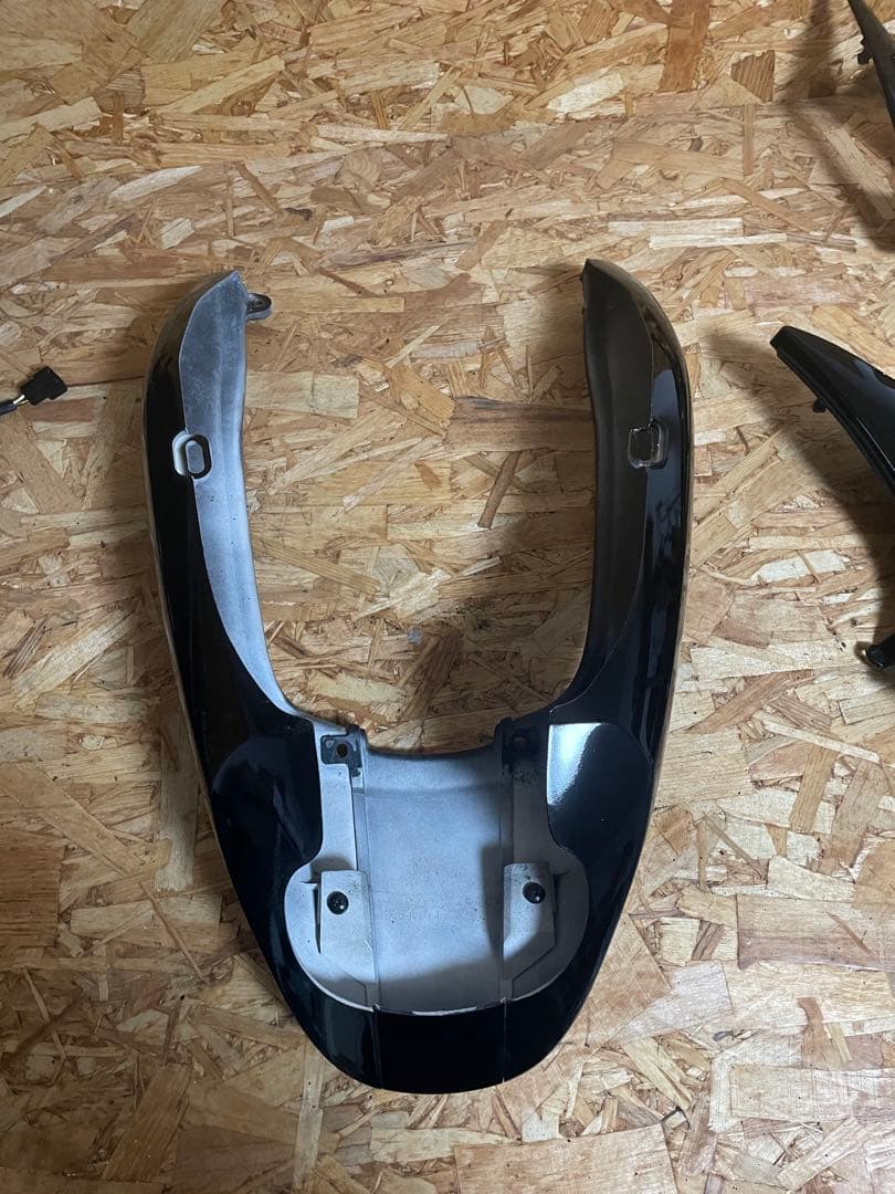 バリオス2 外装一式　タンク付属品無し