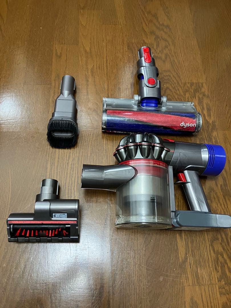 【ジャンク】ダイソンV7 コードレス掃除機 SV11&純正アタッチメント多数