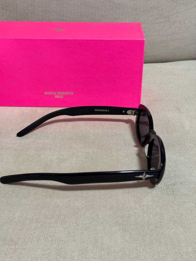 GENTLE MONSTER Bandoneon.S 01 ブラック