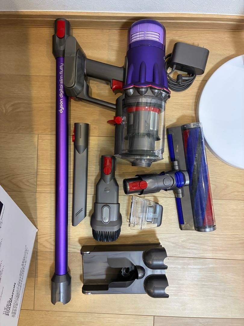 【スタンド付/値下中】Digital Slim Fluffy SV18FF