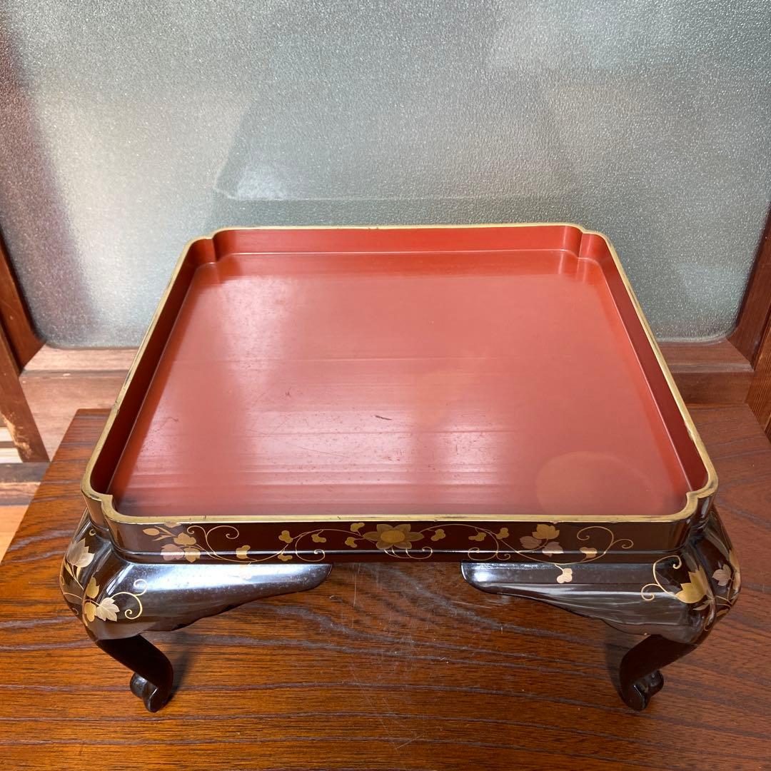 大名道具 金蒔絵花の図四ッ足盆三客 江戸時代