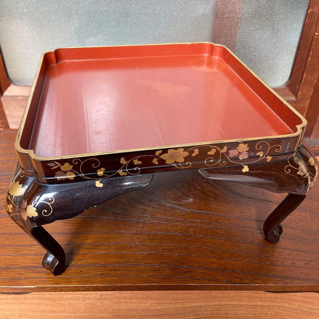 大名道具 金蒔絵花の図四ッ足盆三客 江戸時代