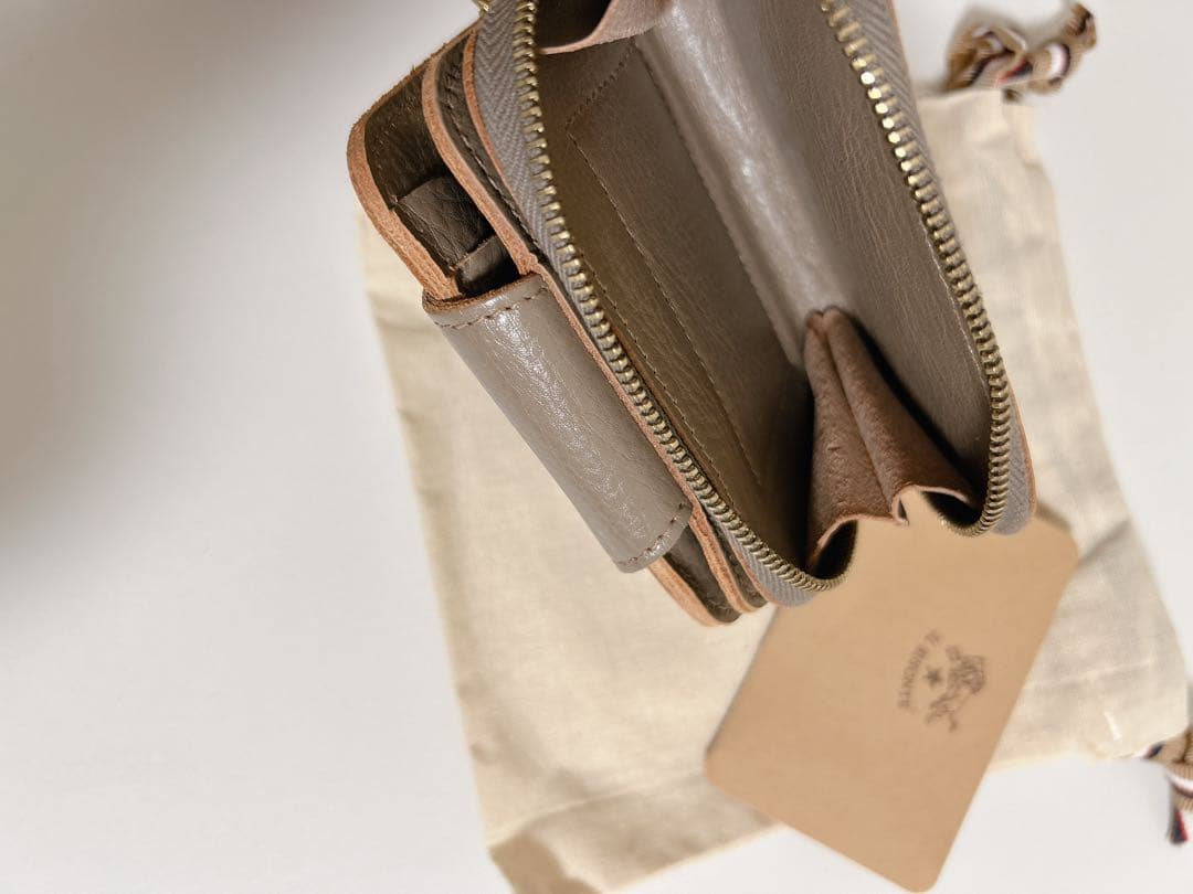 IL BISONTE イルビゾンテ　キーケース　マルチケース　スマートキーケース