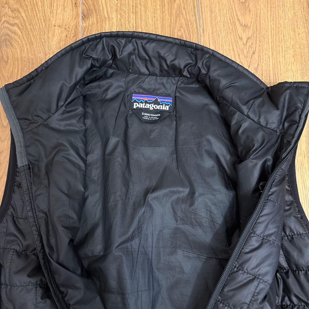 patagonia ブラック キルティングベスト