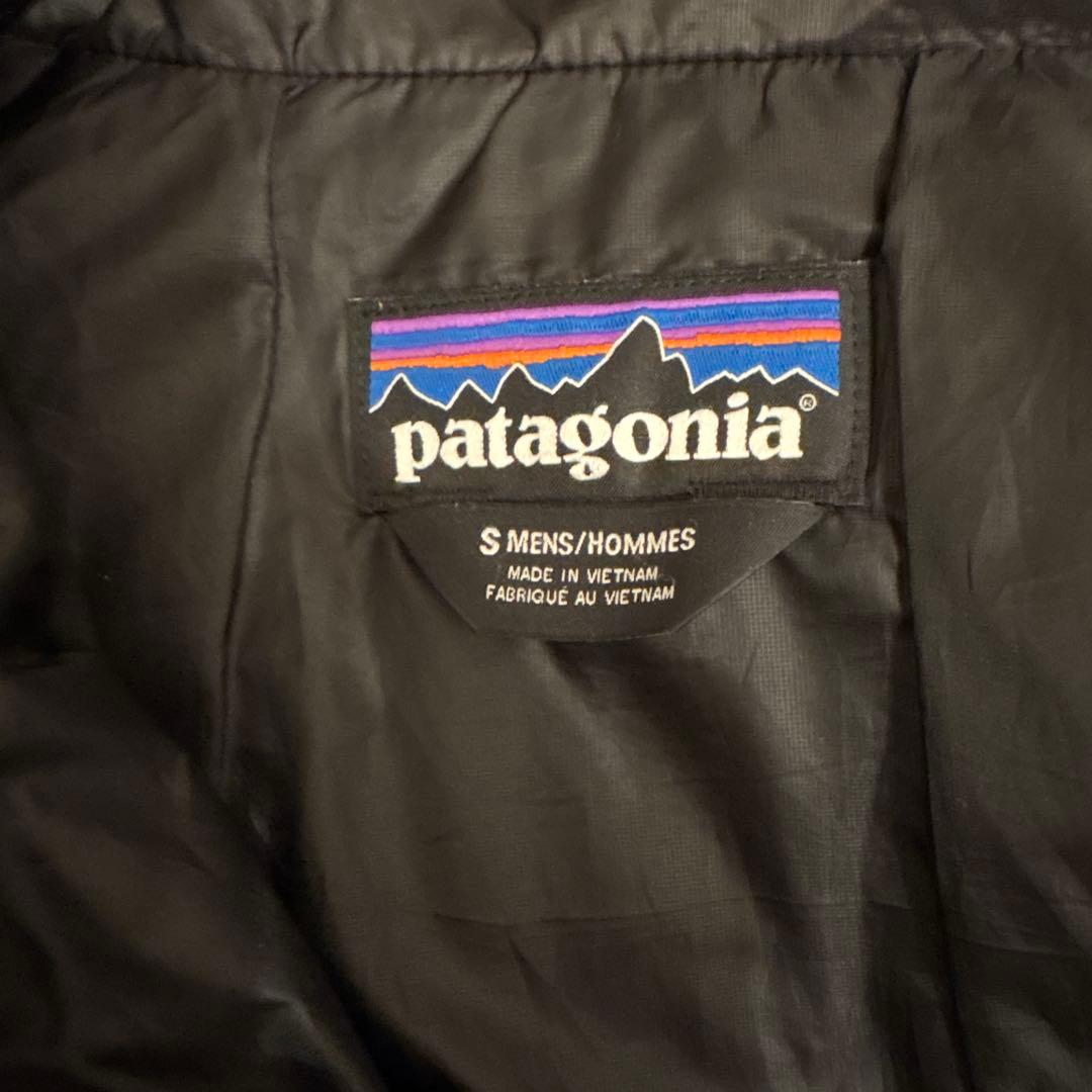 patagonia ブラック キルティングベスト