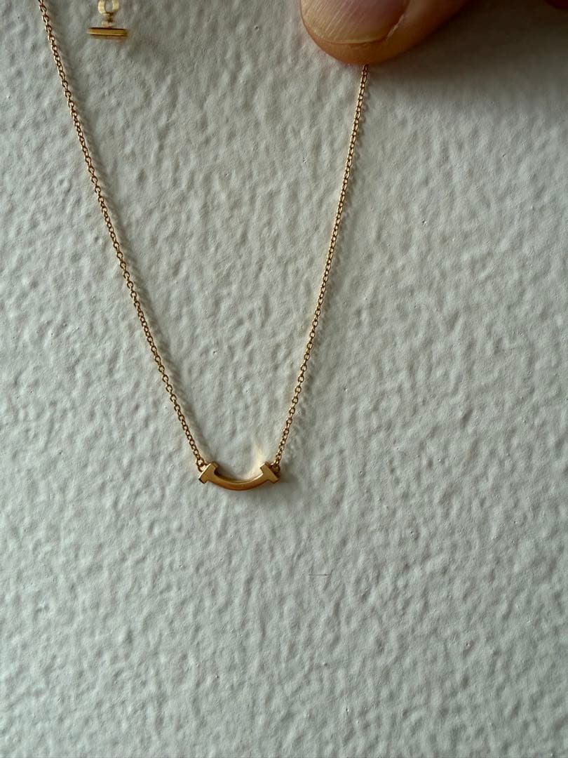 ティファニー Tスマイル ミニ ネックレス　ローズゴールド