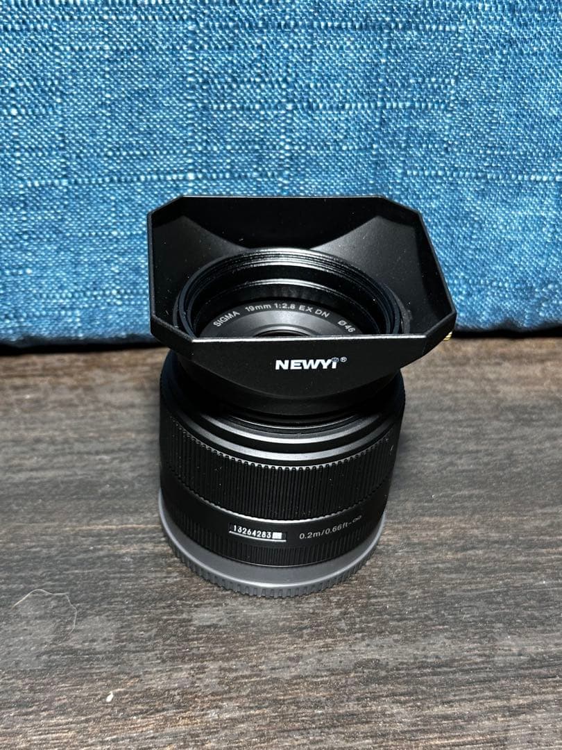 SIGMA 19mm F2.8 EX DN 角型フード付き　美品　Eマウント