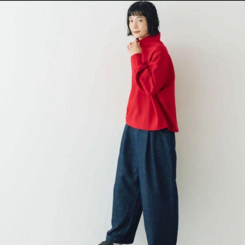 「専用」くらすこと+to kurasukotoくらすこと ＋to　ハイネック