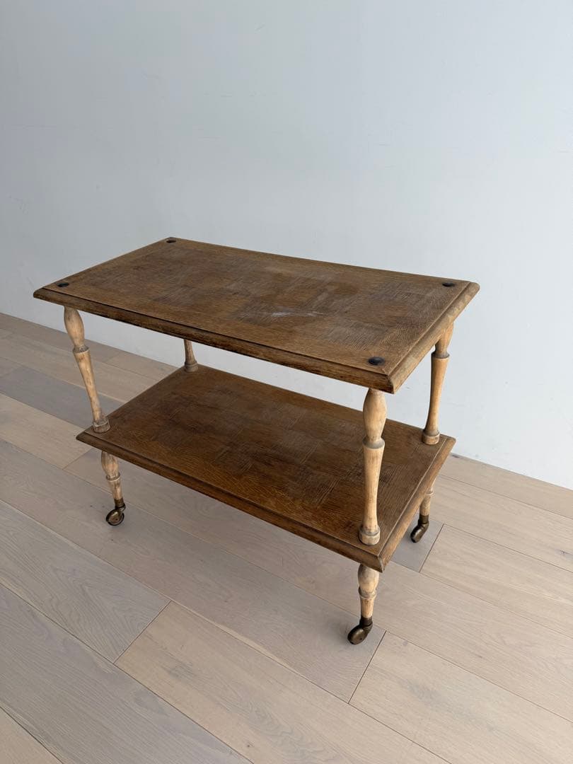 木製アンティーク2段式 キャスター付きワゴン　フランスアンティーク