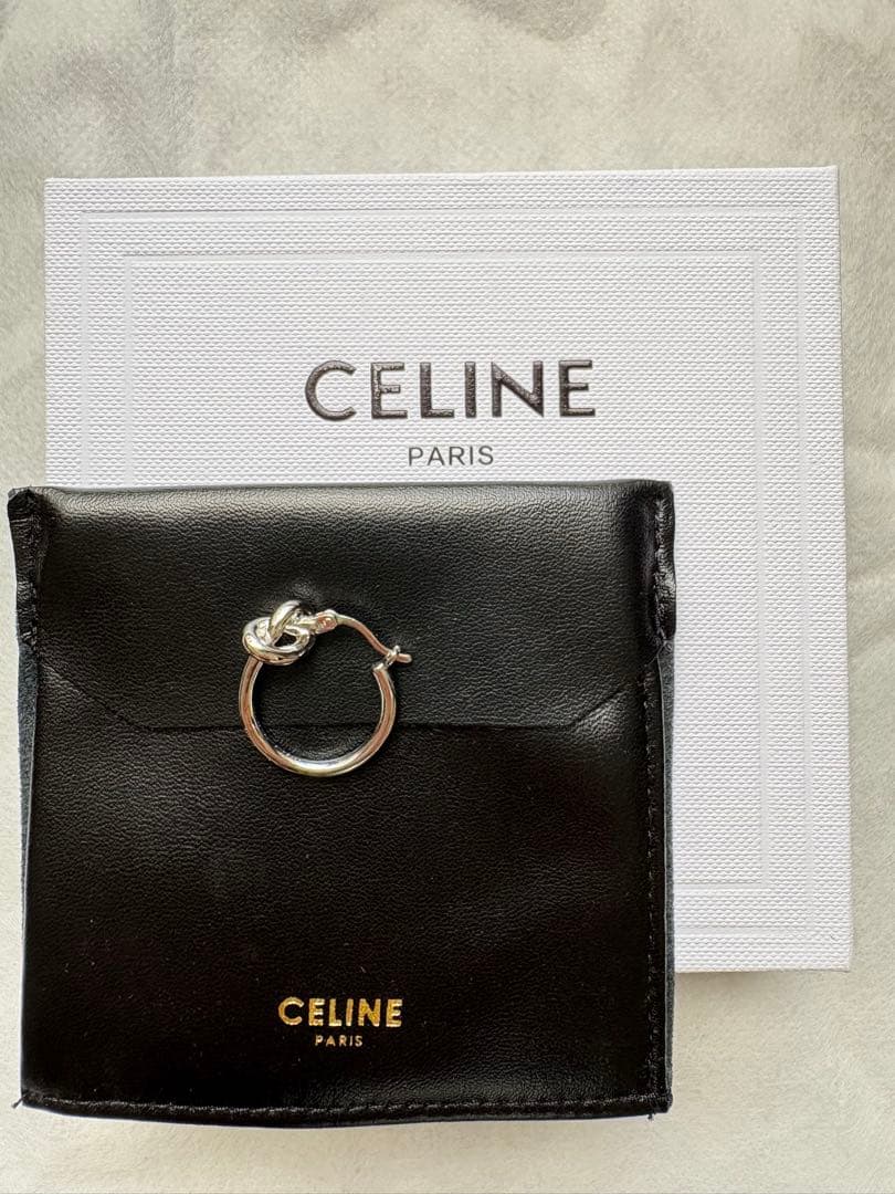 【値下げ】【片耳】CELINEセリーヌ　ノット スモールフープ　ピアス シルバー