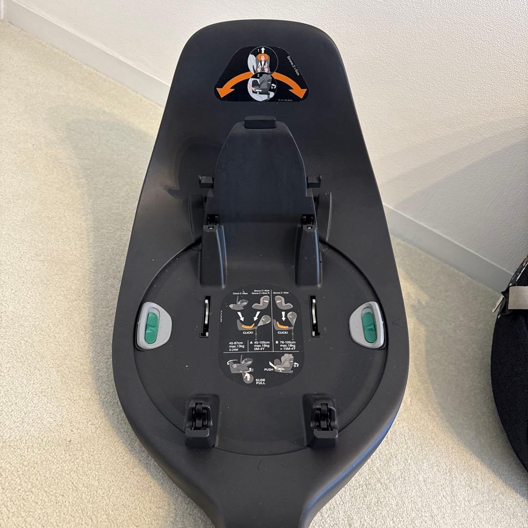 「きえ専用」サイベックス　シローナZ　i-Size　ベースZ付