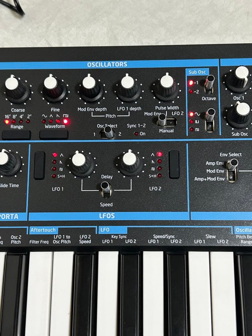 Novation BassStation Ⅱ ベースステーション2シンセサイザー