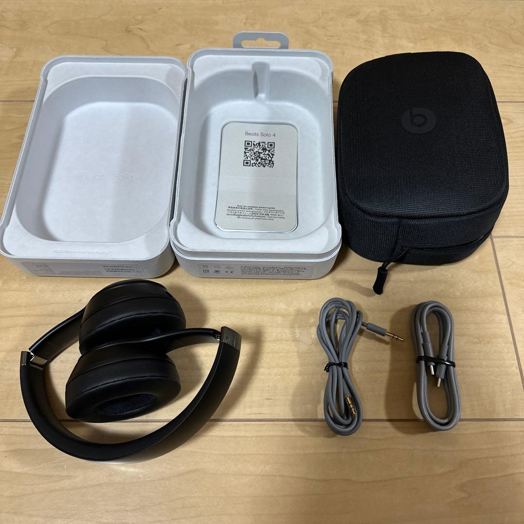 【極美品】Beats by Dr. Dre Beats Solo4