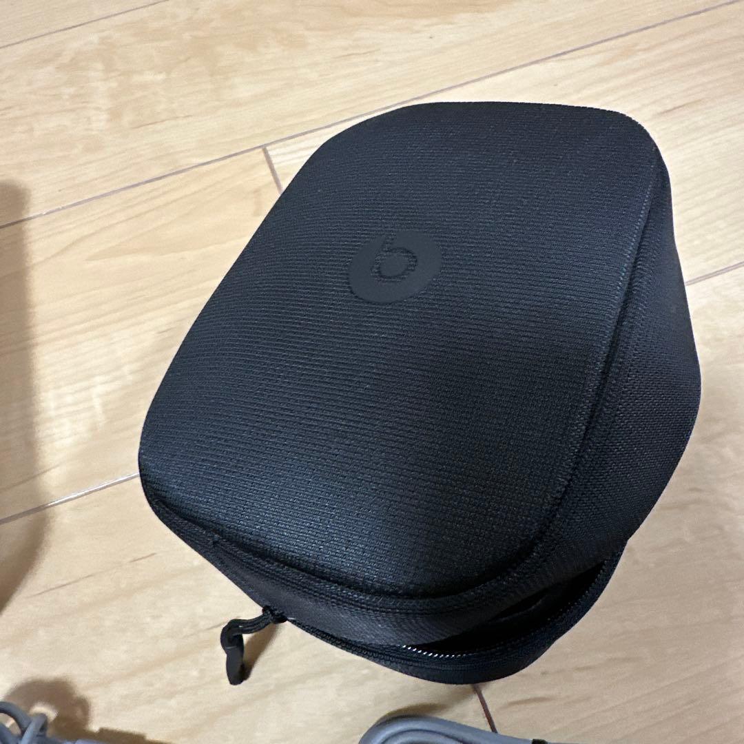 【極美品】Beats by Dr. Dre Beats Solo4