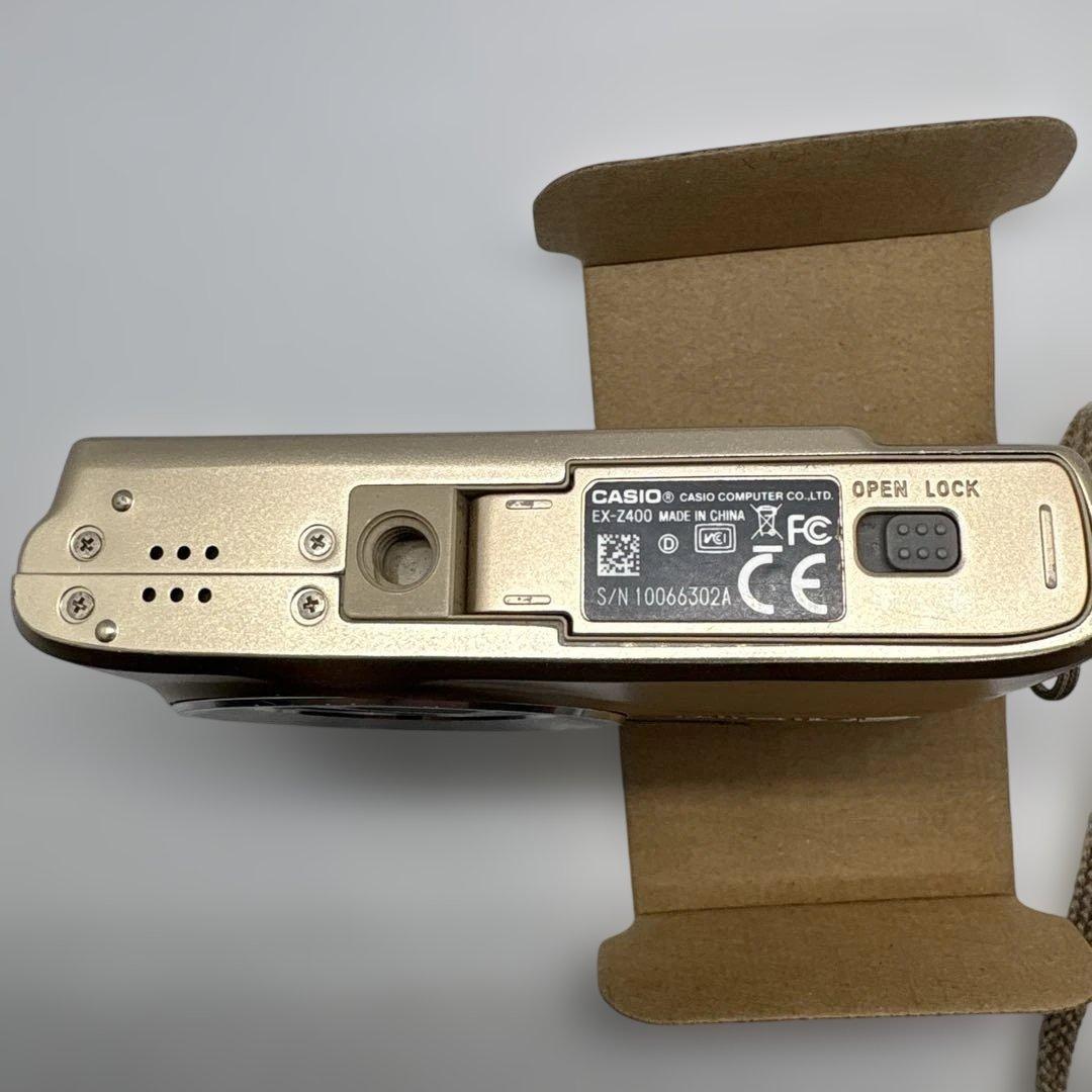 デジタルカメラ CASIO EXILIM EX-Z400 12.1MP