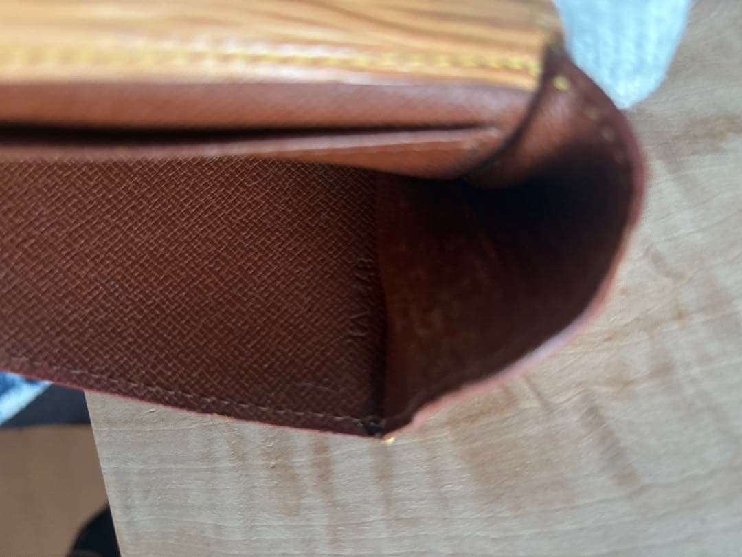 ルイヴィトン　Louis Vuitton エピライン ウィニペグ　クラッチバッグ