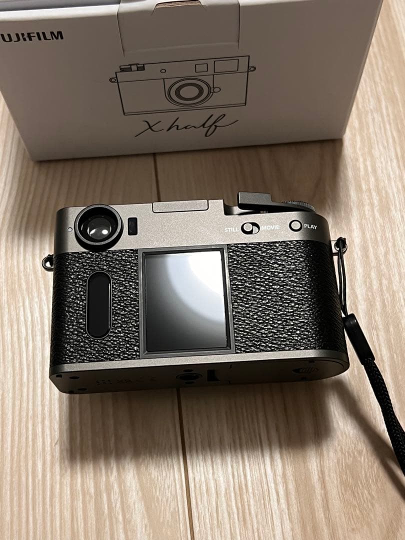 富士フィルム X-Half