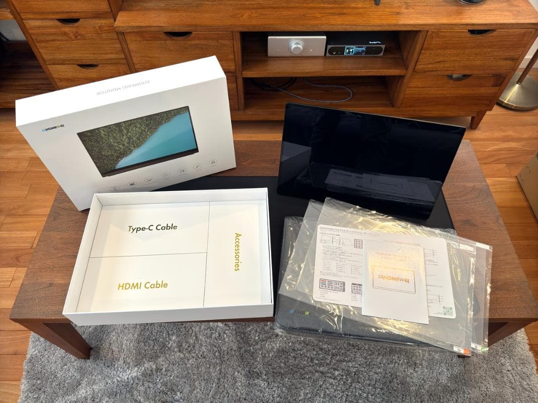 EWEI RQG-180PW 18インチモバイルモニター 144hz