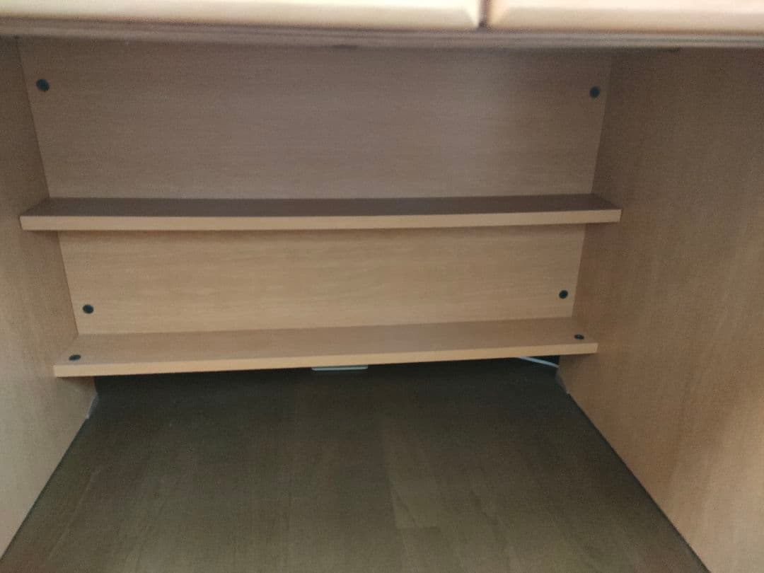 りんごくろがね工作所　学習机