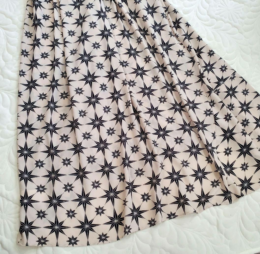 売約済み✨️専用　スタイリング／ケイシラハタ　八芒星柄カシュクールワンピース