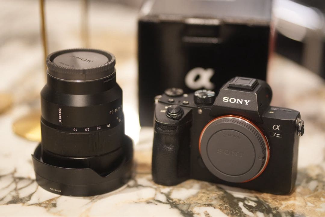 Sony α7Ⅲミラーレス一眼カメラとレンズ
