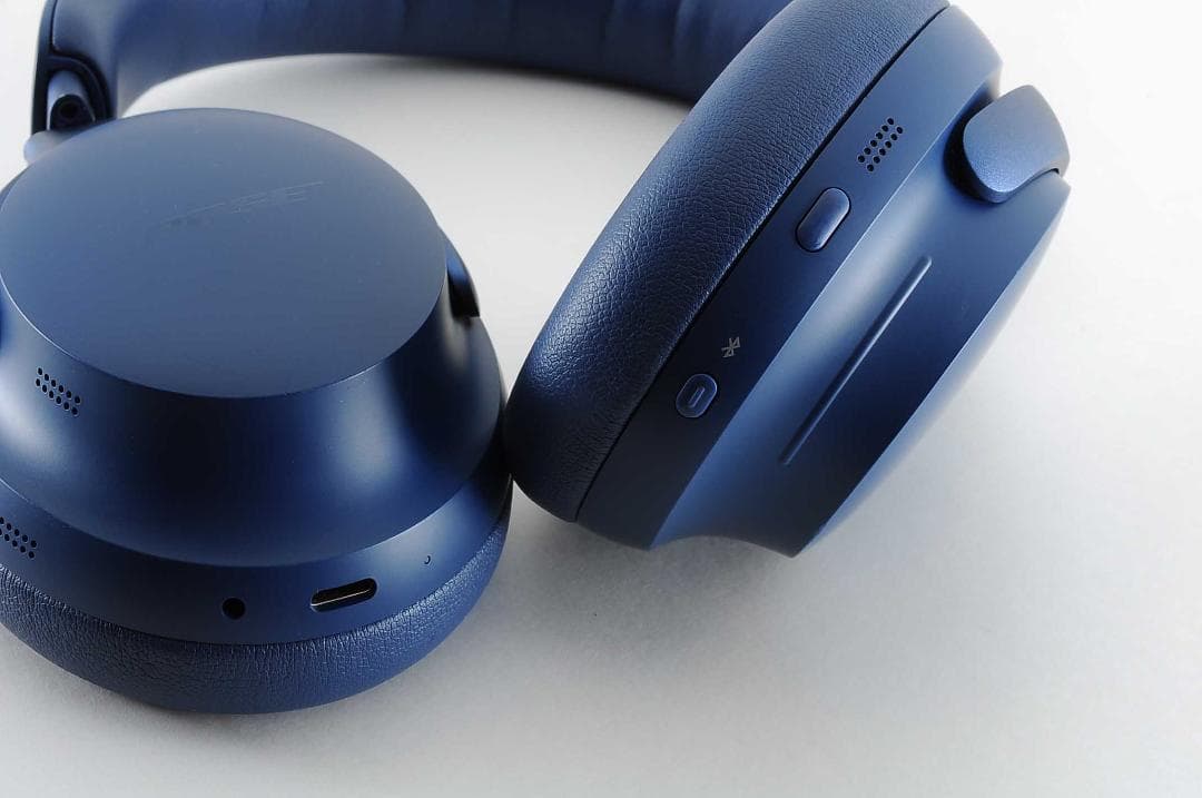 ★美品 Bose QuietComfort Ultra ヘッドホンルナブルー★