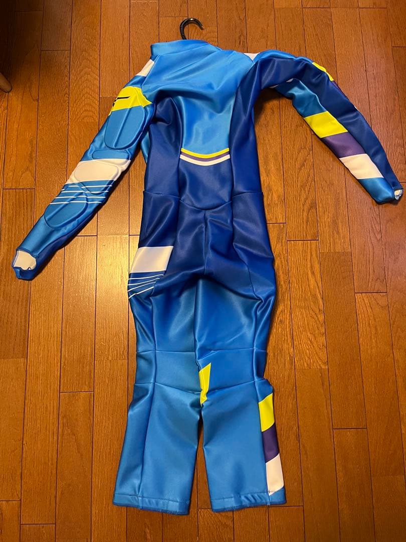 ミズノ スキーワンピース　サイズ150 （新品未使用）　売り切り