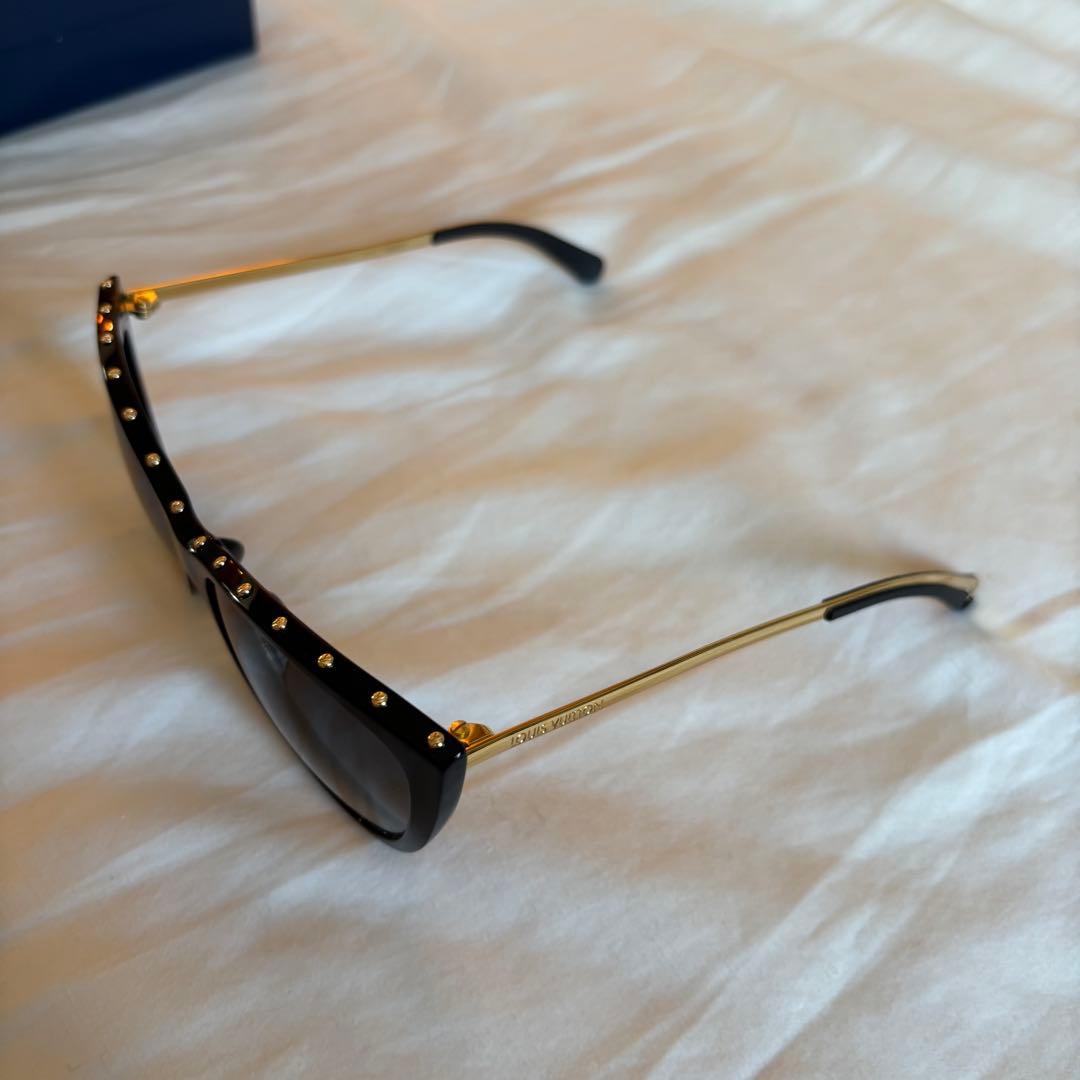 LOUIS VUITTON キャットアイサングラス　新品未使用　箱あり