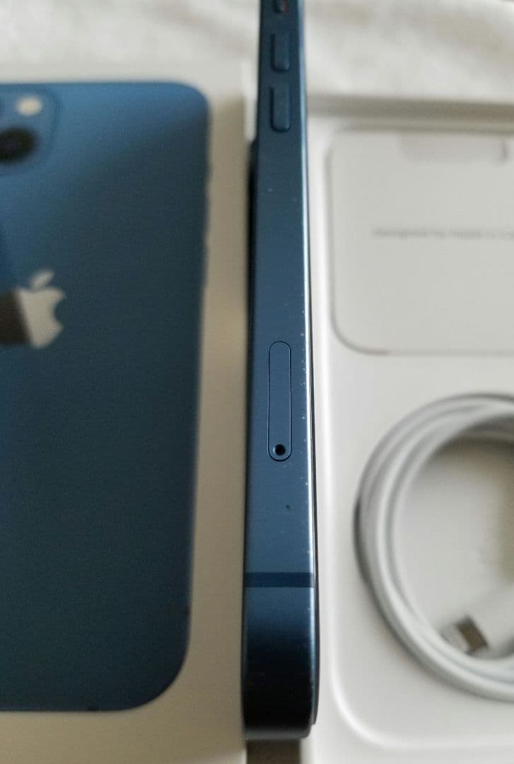 Apple iPhone 13 512GB 青 本体