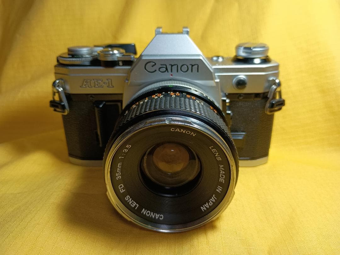 キヤノンAE-1＋FD35mm 1:3.5 【きれいな整備品中古】