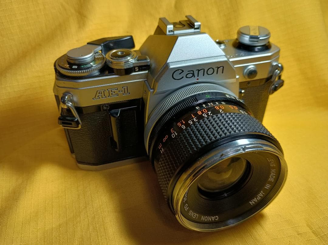 キヤノンAE-1＋FD35mm 1:3.5 【きれいな整備品中古】