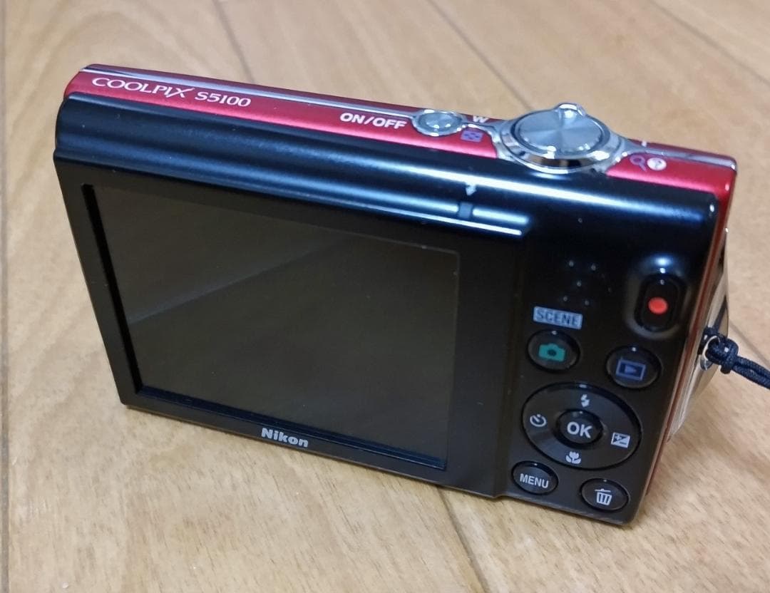 【美品】動作確認 ニコン NIKON デジカメ COOLPIX S5100