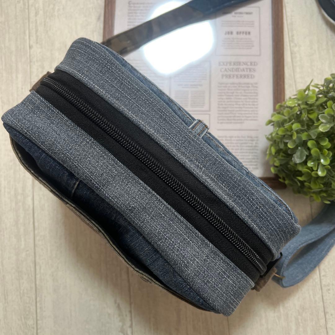 ショルダーバッグ　オーバーオールリメイク　デニムリメイク　ハンドメイド