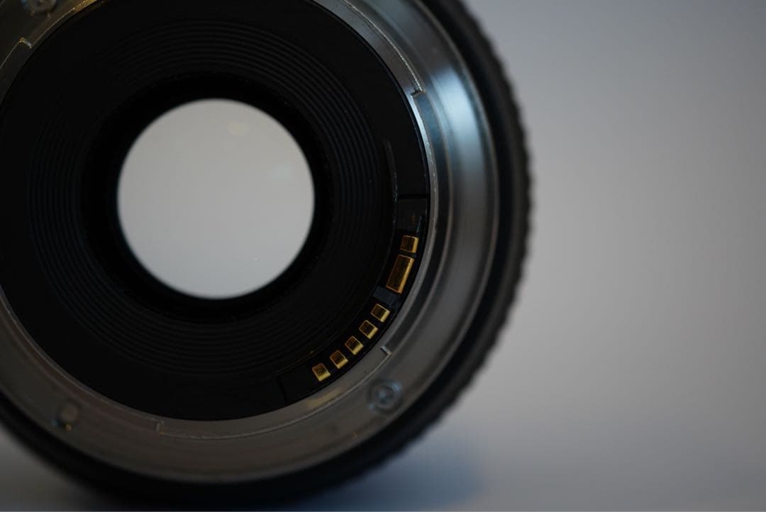 Canon EF35mm F2 IS USM ジャンク