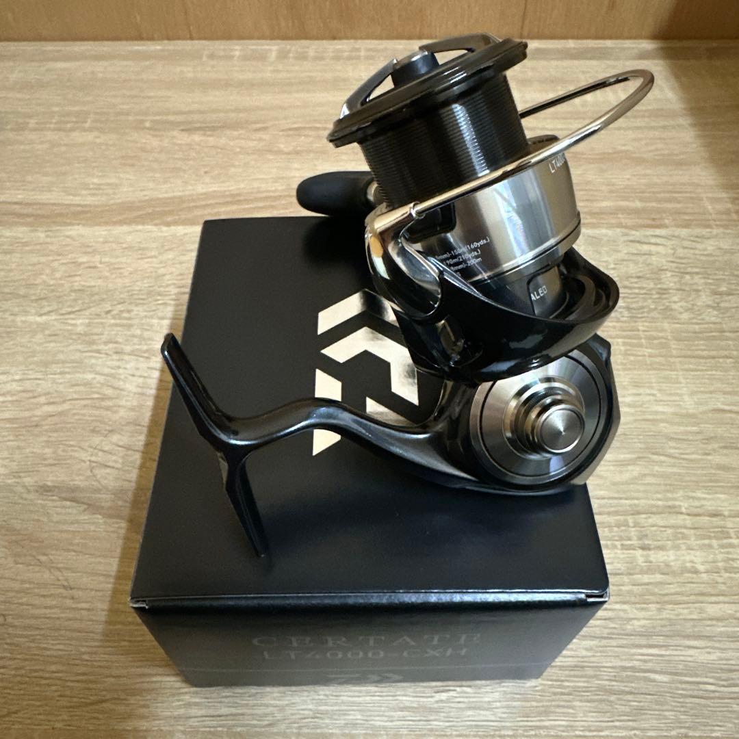 【美品】DAIWA / ダイワ　24セルテート LT4000-CXH