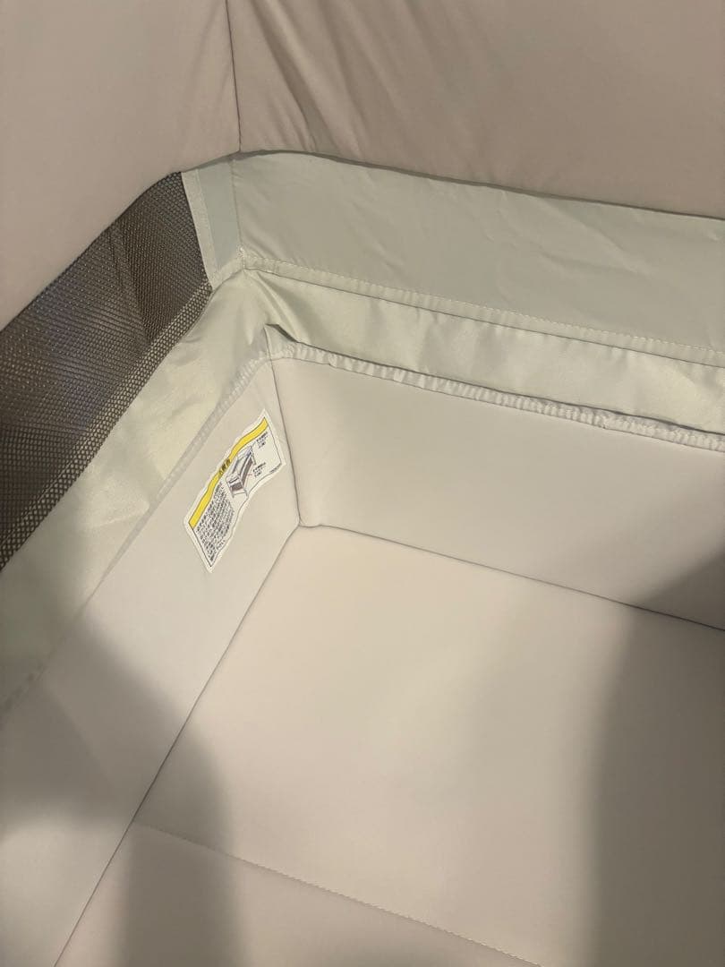 Combi ベビーベッド コンパクト ベージュ