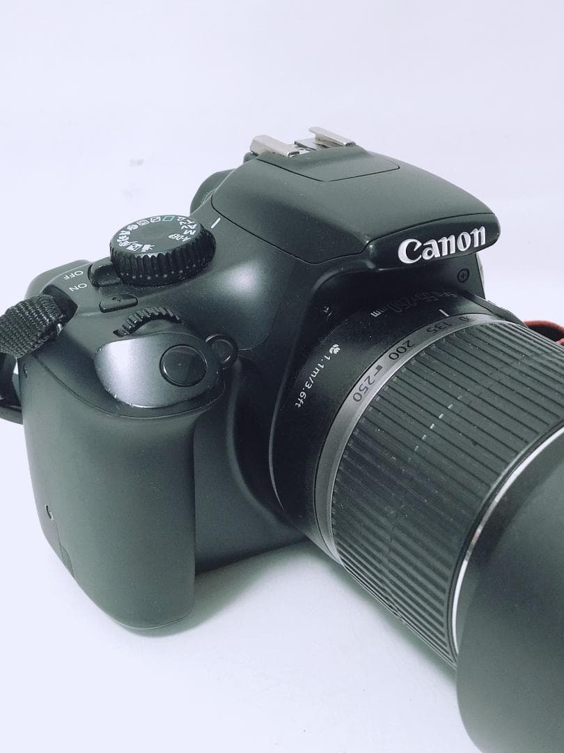 Canon EOS KISS X50 本体　レンズ 55-250mm