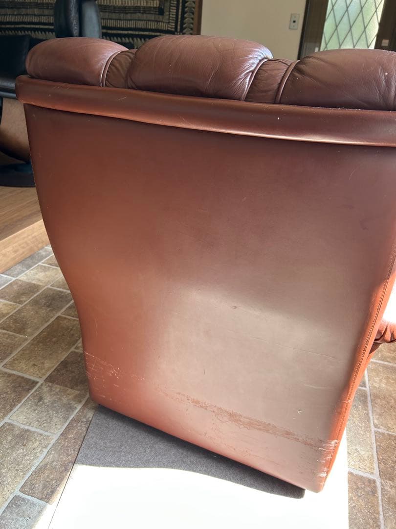 再出品　脅威の座り心地　ブラウン レザー　シングルソファ①