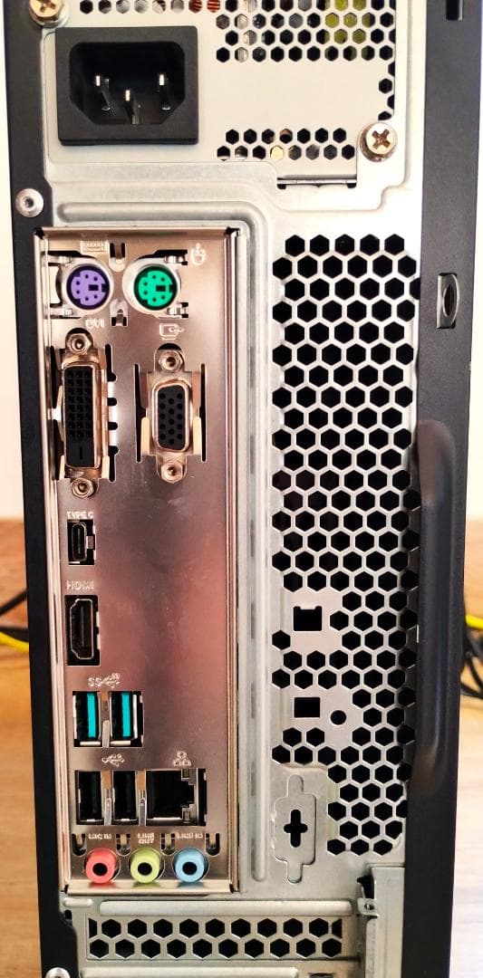 i3 8100/SSD 250G/Office搭載/DVD-RW搭載/Win11