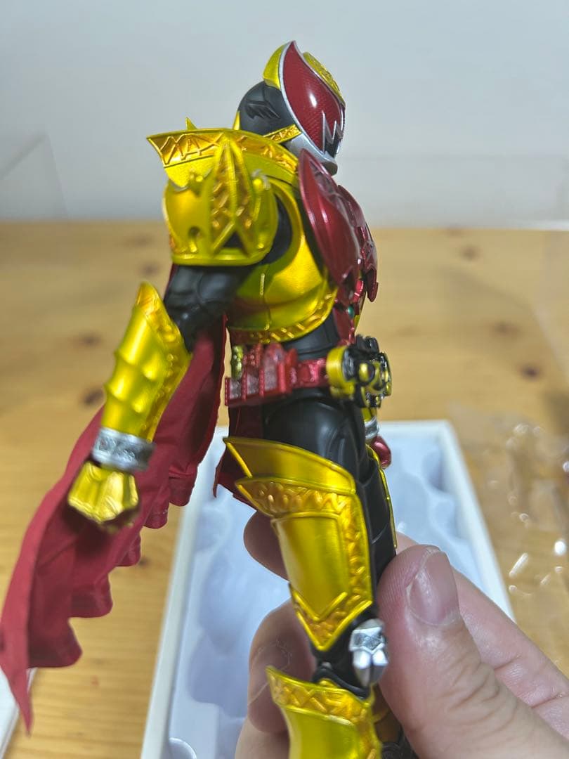 S.H.Figuarts真骨彫製法仮面ライダーキバエンペラーフォーム