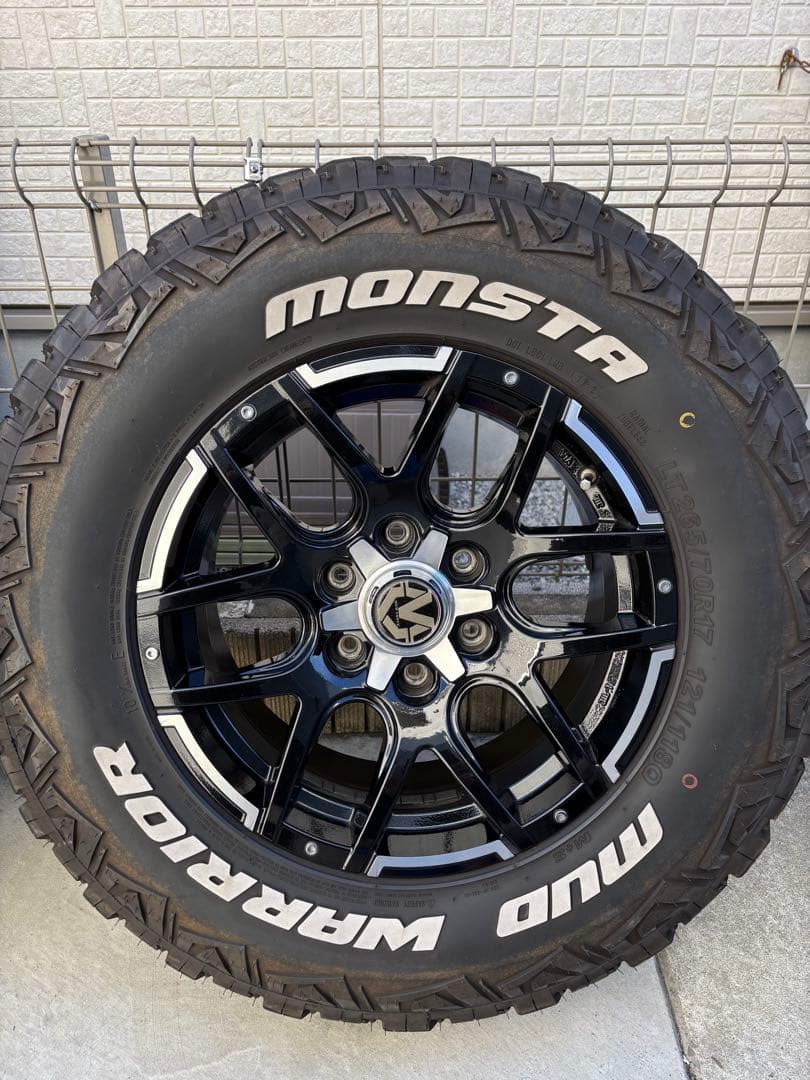 265.70.17 8j 、（MT） タイヤホイール4本セット。