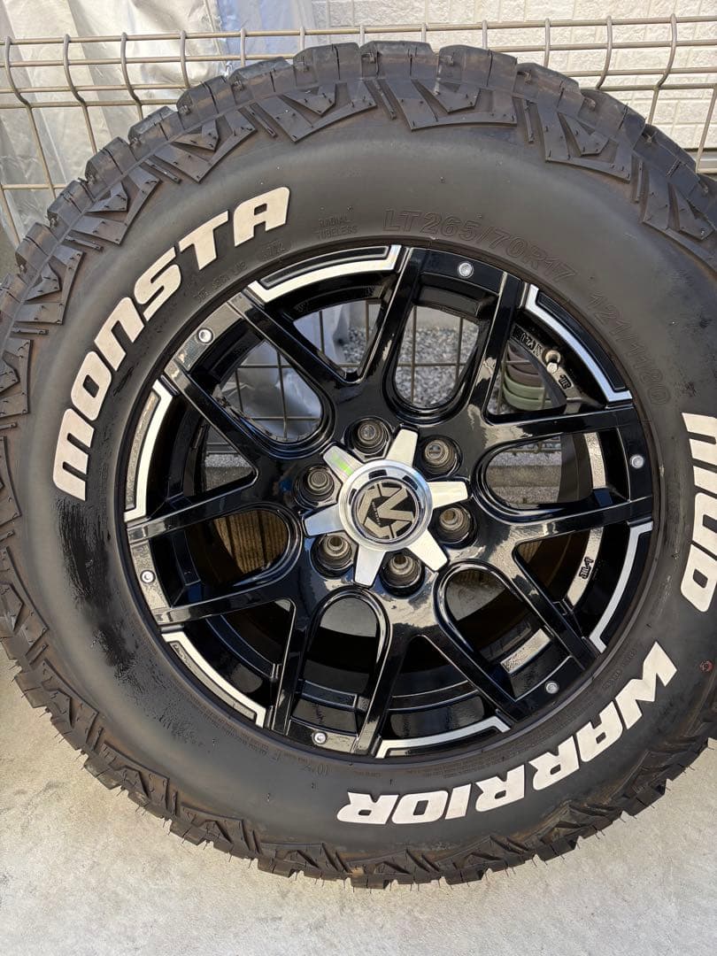 265.70.17 8j 、（MT） タイヤホイール4本セット。