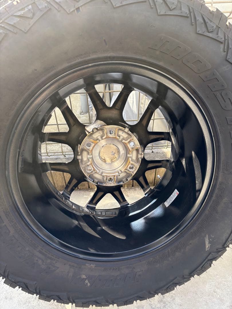 265.70.17 8j 、（MT） タイヤホイール4本セット。