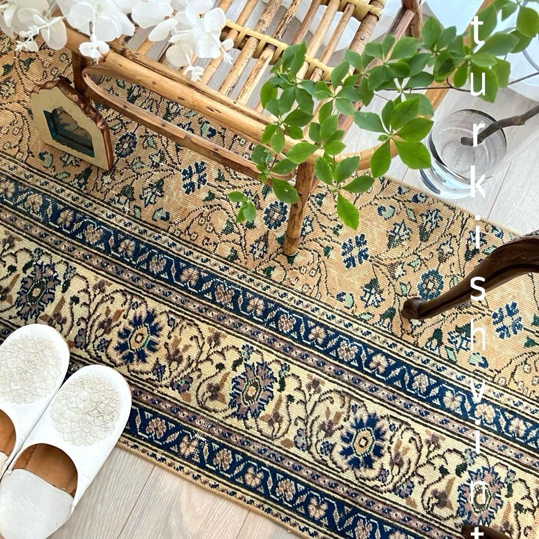 密織　繊細　デニムネイビー　淡いイエロークリームベージュ　トルコヴィンテージラグ