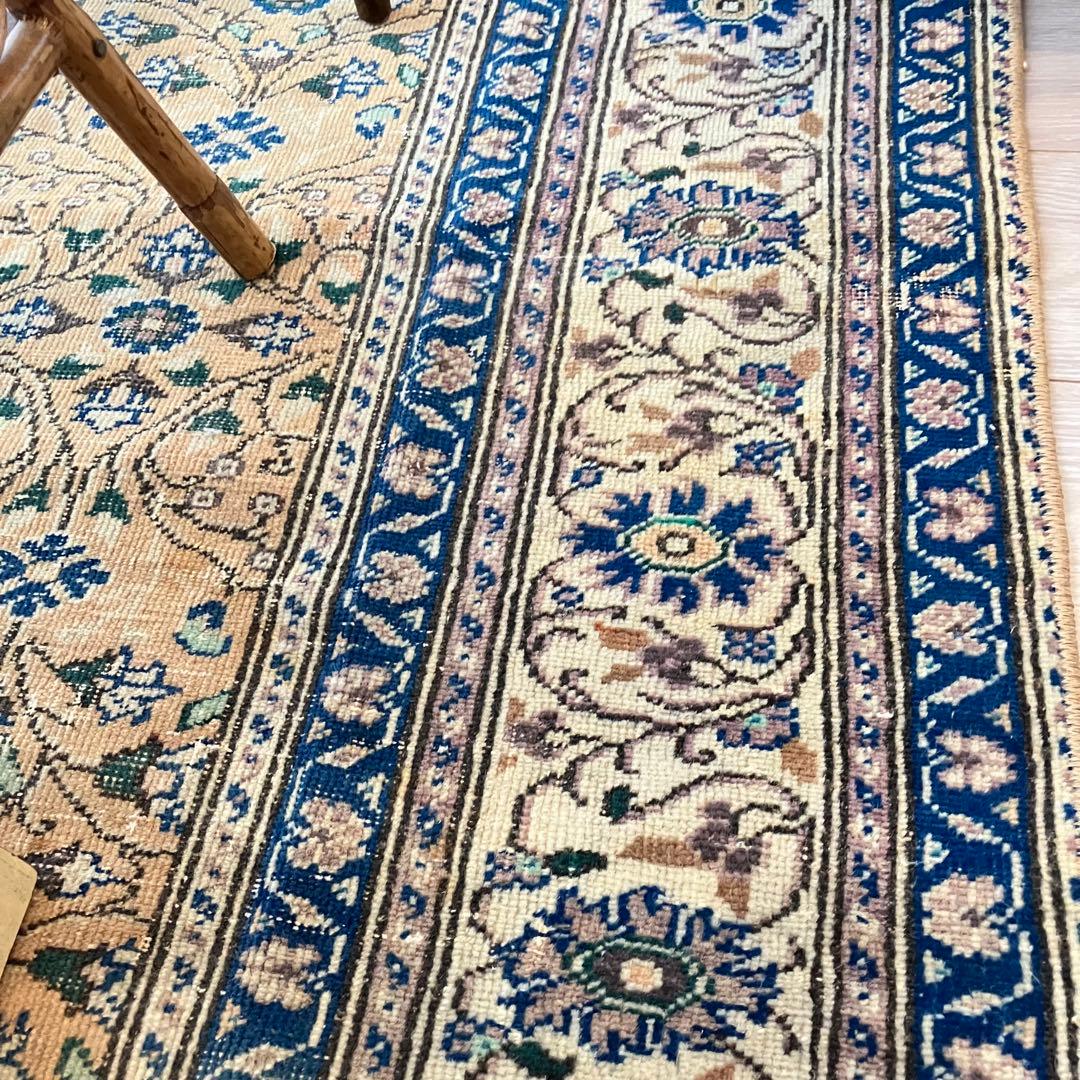 密織　繊細　デニムネイビー　淡いイエロークリームベージュ　トルコヴィンテージラグ